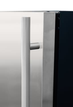 24" Outdoor Rated Refrigerator (5c)