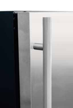 24" Outdoor Rated Refrigerator (5c)