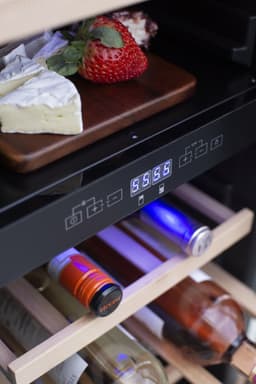 24" Outdoor Rated Dual Zone Wine Cooler (2.9c)