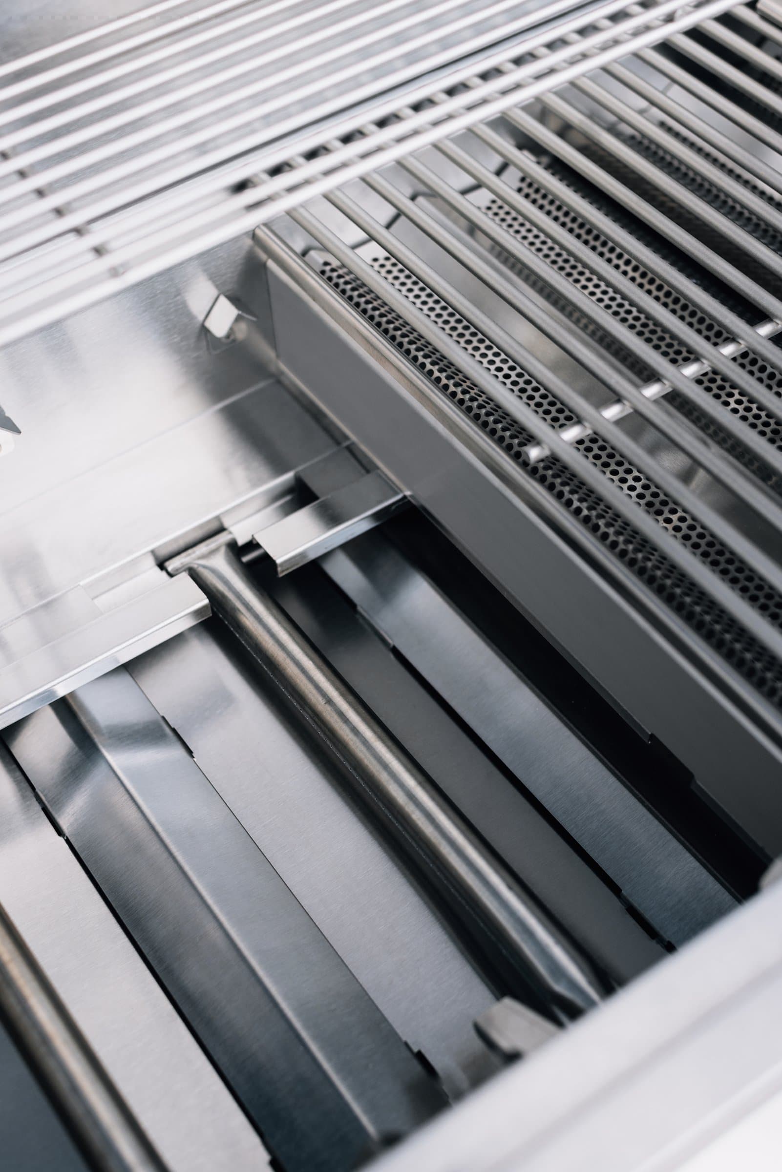 TrueFlame E Series Built-In Gas Grill